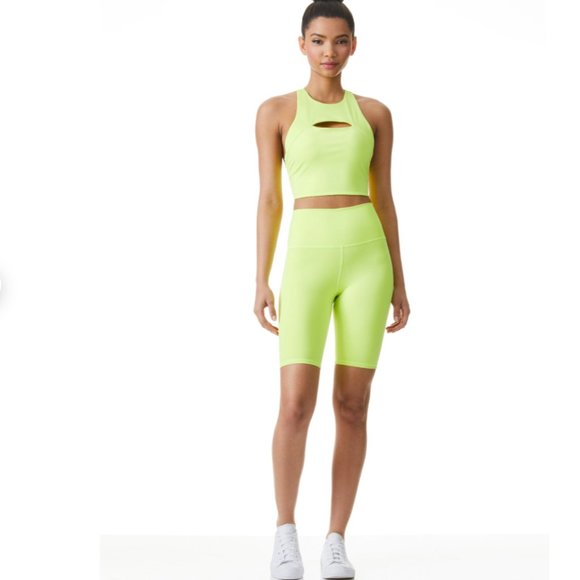NWT ALICE + OLIVIA Aaron High-Rise Biker Shorts Neon Green